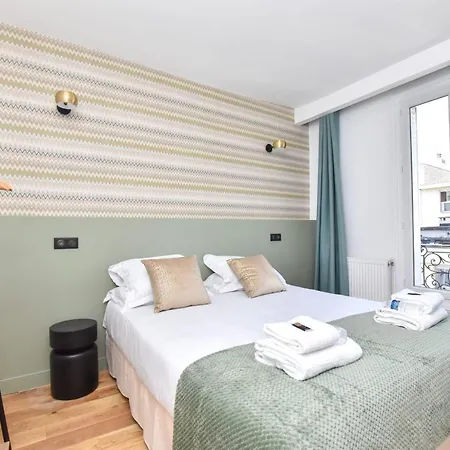 Apartment Cosy Bedroom - Tour Eiffel Champs De Mars 3a *